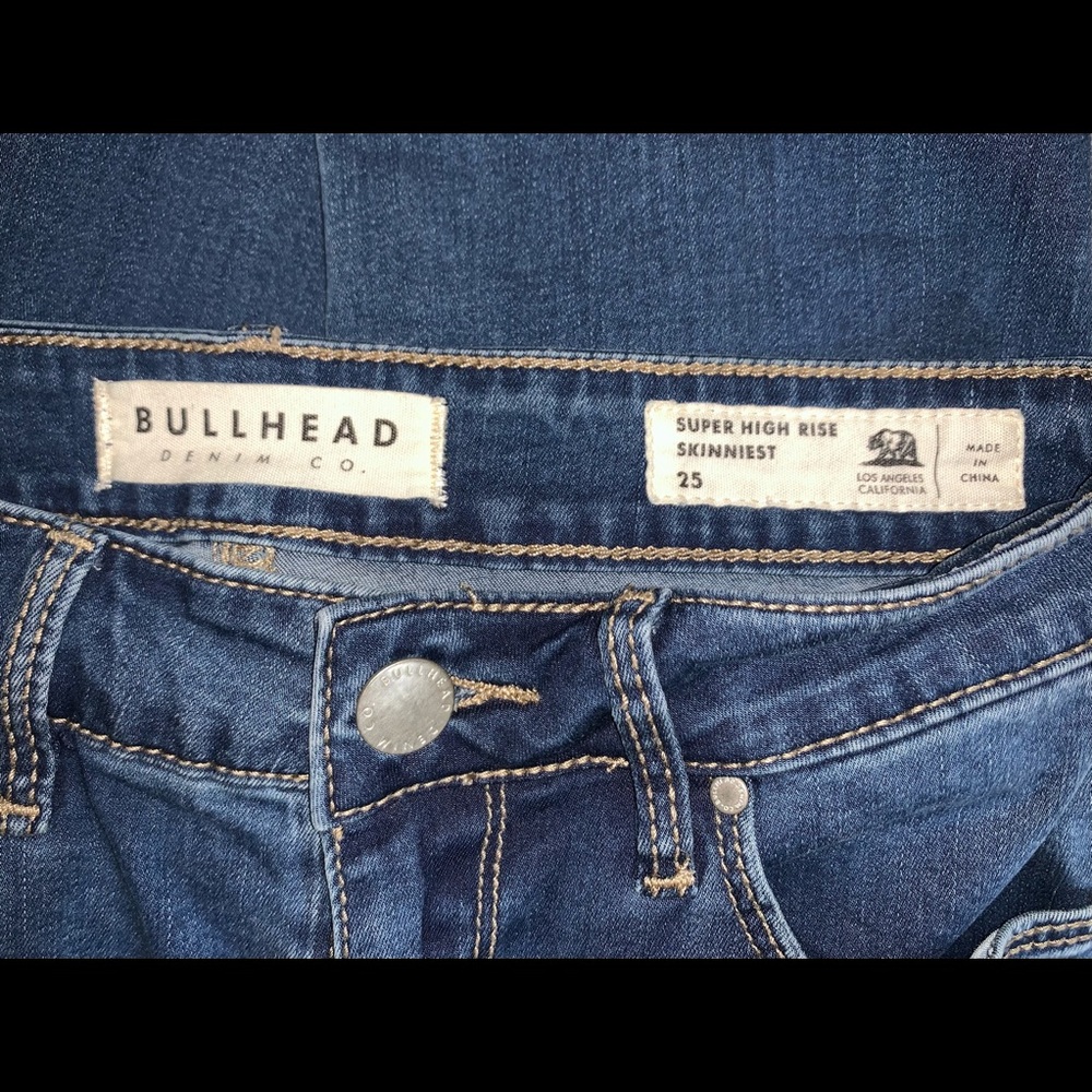 Bullhead Denim Co. Super High Rise Skinniest Jeans - Picture 4 of 4
